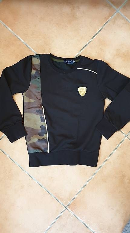 Pullover & Sweatshirts: Ungetragener leichter Pullover Armani Jeans Gr. 128/134** – Gebraucht aus Gamprin von man_j9fr