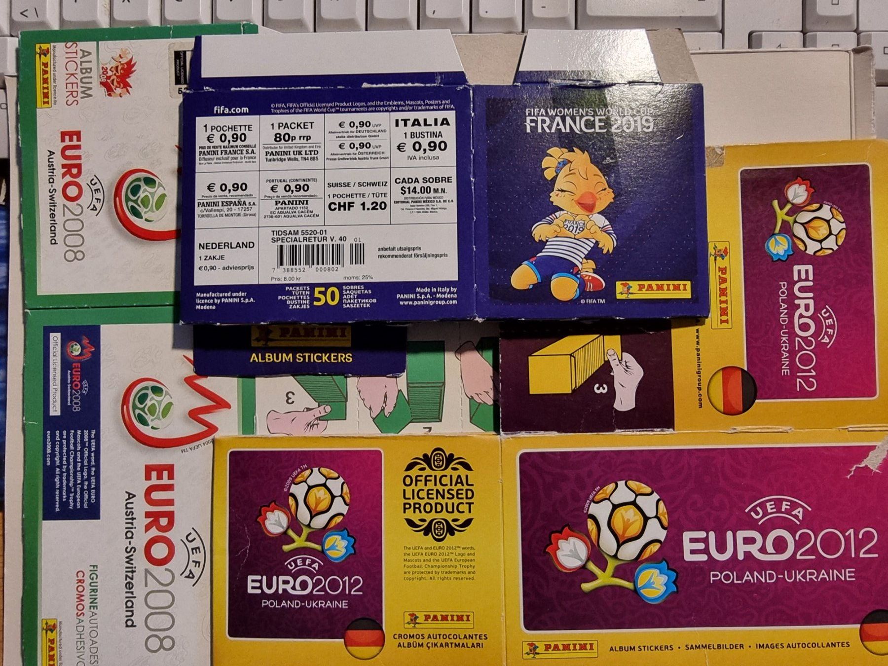 Panini Carte collezionabili: panini box 2008 2012 2019 – Usato da Oberglatt ZH venduto da paninistickersworld