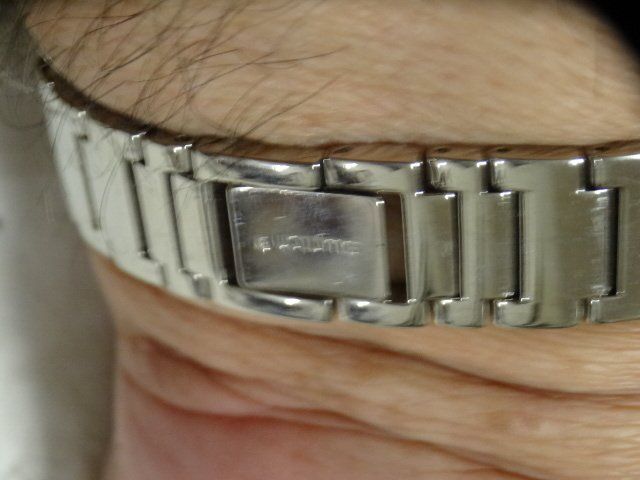 Swatch Montres: S-WATCH HERREN UHR,QUARTZ.SWISS MADE.LÄÜFT – D'occasion à zürich par ahmad01 2