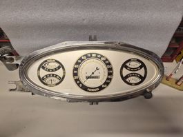 Oldtimer Cockpit Plimouth PC Six 1933.zu Hot Road