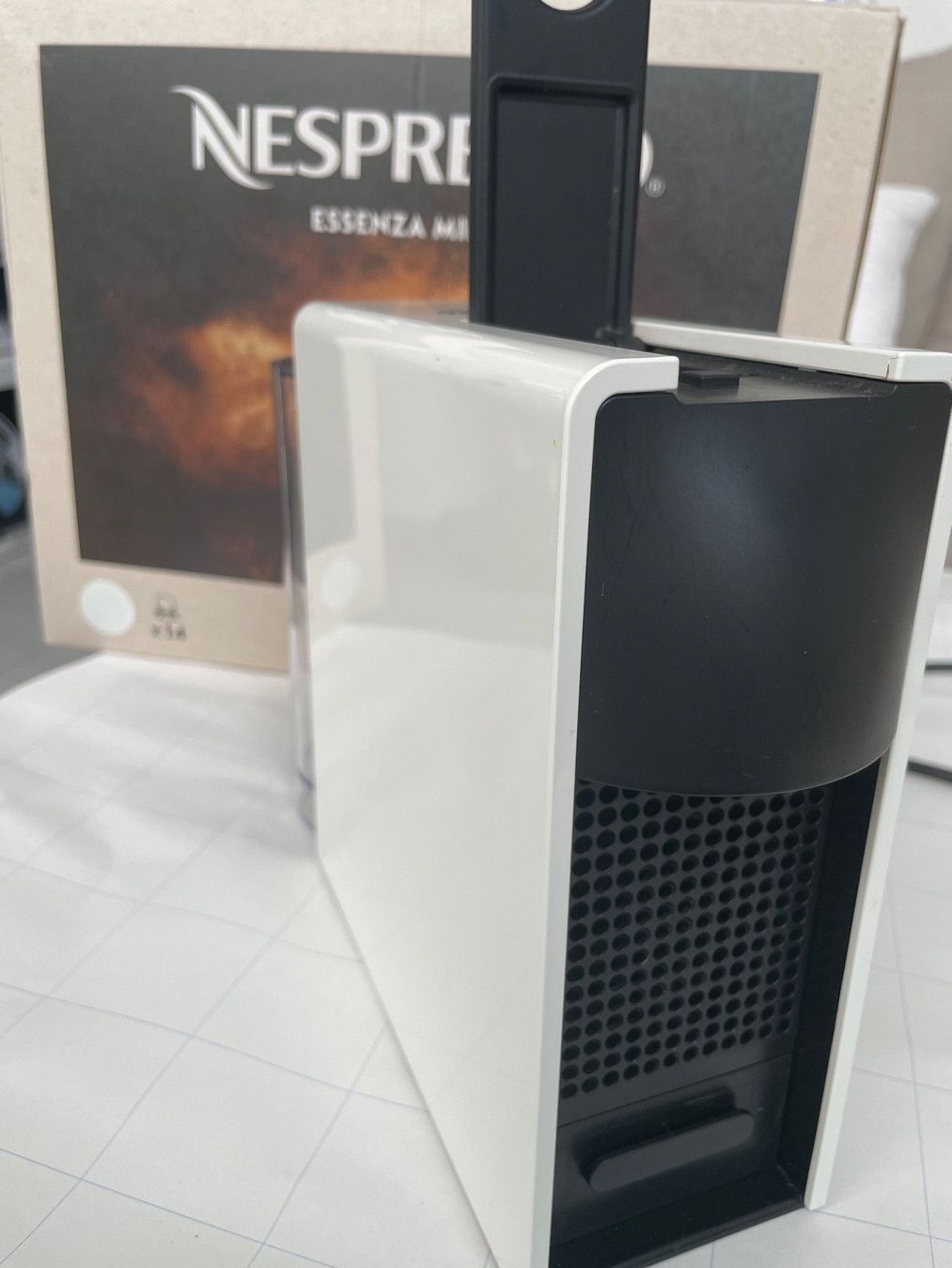 Krups Kaffeemaschinen & Espressomaschinen: KRUPS NESPRESSO- ESSENZA MINI – Gebraucht aus Glattbrugg von prod01 3