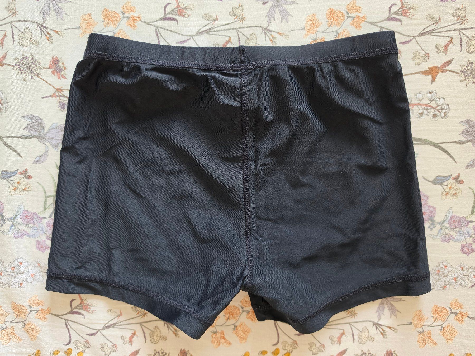 Next Badehosen: schwarze Badehose Gr. 134 – Neu (gemäss Beschreibung) aus Zürich von Pemberleys 1