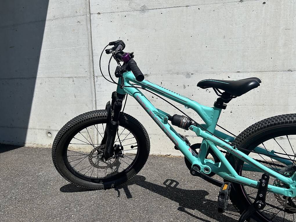 Vélos: Vélo 20 pouces turquoise freins à disques – D'occasion à Cormondrèche par SwiSSID 3