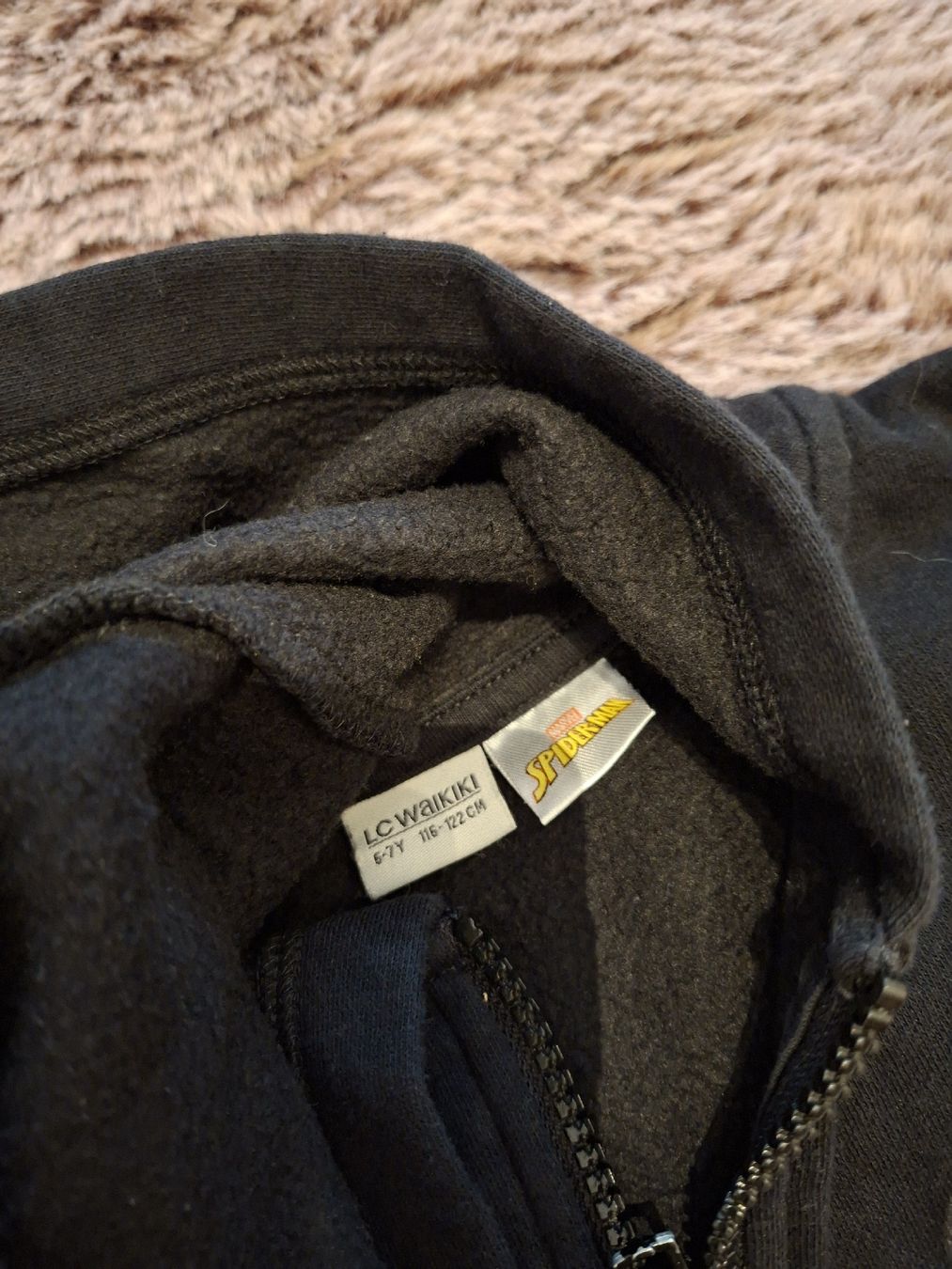 Giacche & Cappotti: Spiderman Jacke, Grösse 116/122 – Usato da Winterthur venduto da Ausmisten2026 2