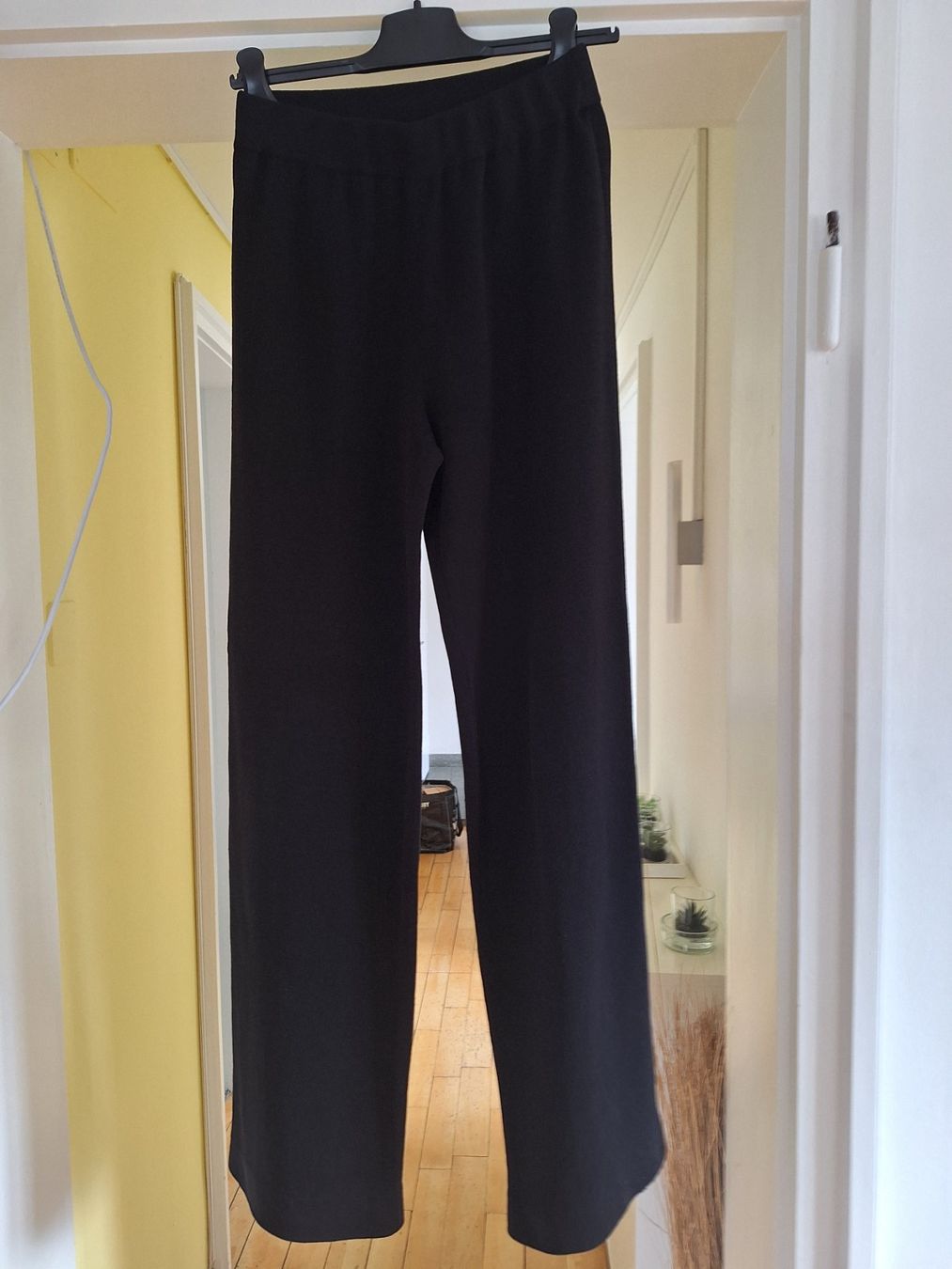 Hosen: MRZ Hose m/weitem Bein u Elastbund Gr. S angenehmes Material – Neu (gemäss Beschreibung) aus Zug von BibiB