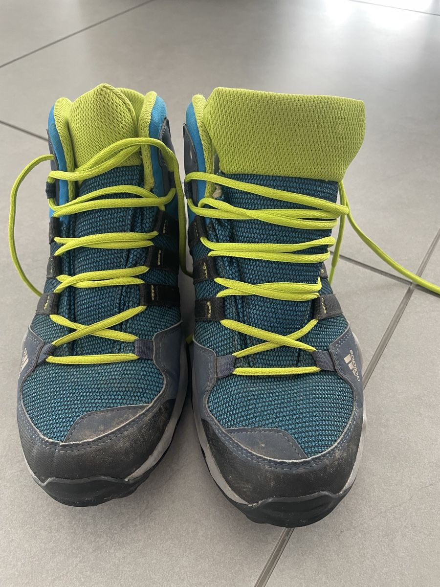Adidas Schuhe für Jungen: Wanderschuh Adidas – Gebraucht aus Niederuzwil von sifel