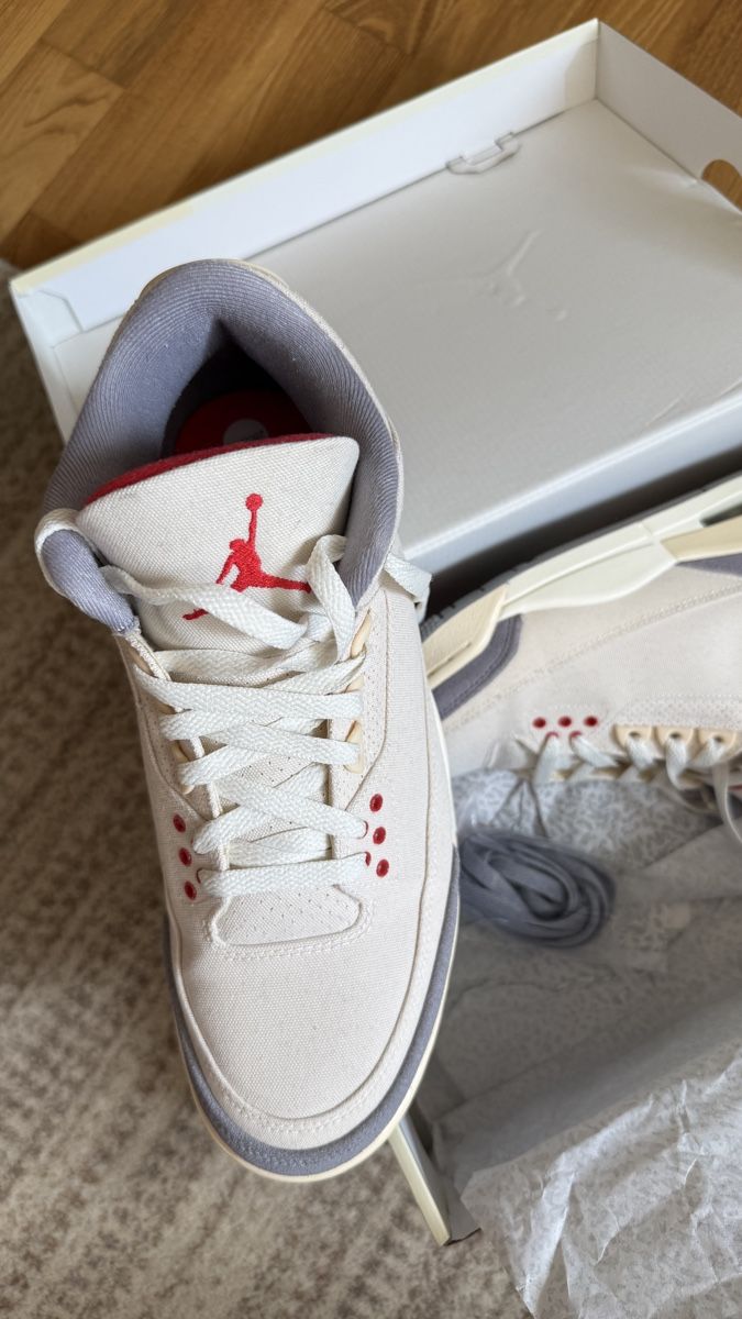 Jordan Scarpe da uomo: Jordan 3 Musselin – Usato da Horgen venduto da Aron.zh 1