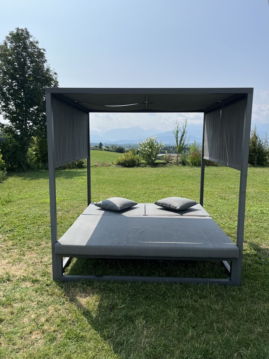 Liegen & Liegestühle: Outdoorbett, anthrazit, super Zustand – Gebraucht aus Hildisrieden von Gwennn 3