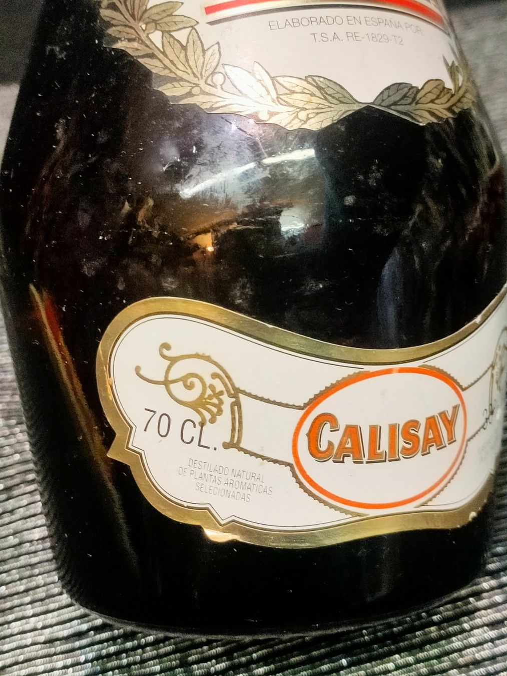 Bevande alcoliche: CALISAY LICOR – Usato da Genève venduto da Leboucheoreilles 3