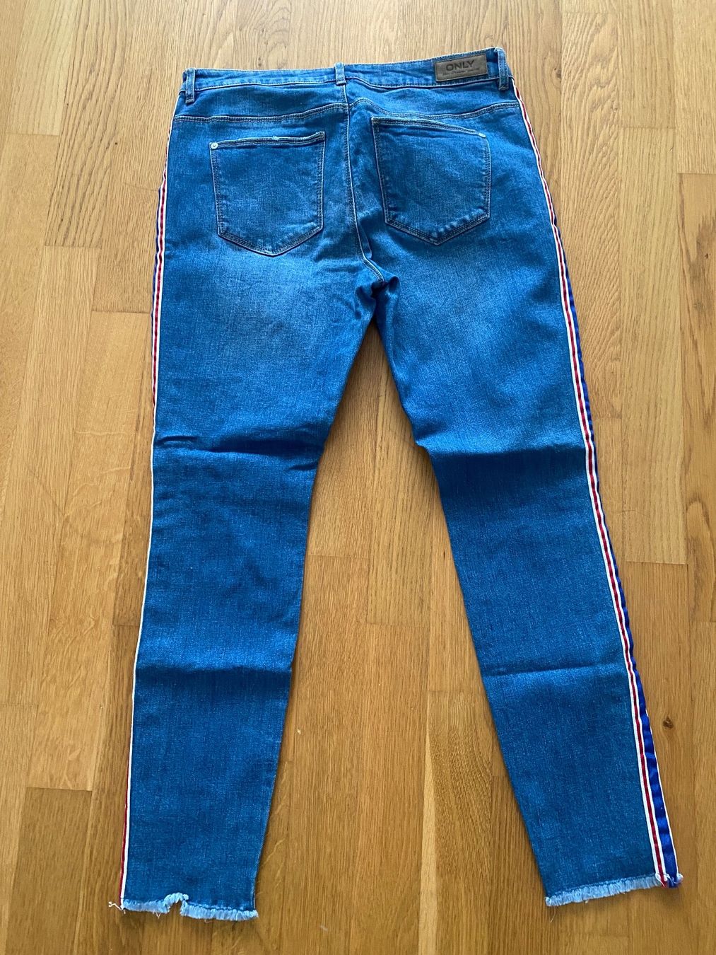 Only Jeans: Skinnyjeans ONLY – Usato da Riedholz venduto da lenibeni03 5