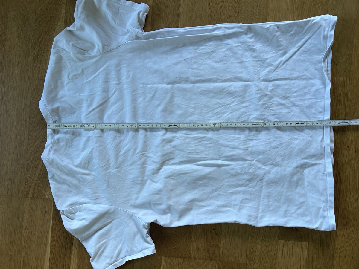 T-shirt: Weisses Tshirt – Nuovo (secondo la descrizione) da Hinteregg venduto da jhv_2bt9 2