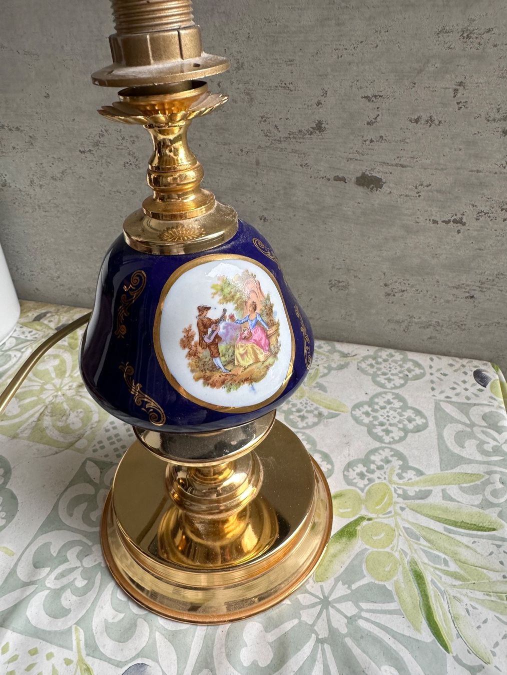Lampade: " Limoges bleu porcelaine – Usato da Lausanne venduto da artnouveau04