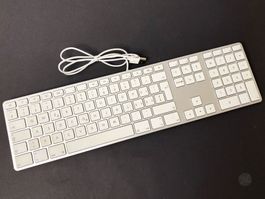 Apple A1243 USB Keyboard Tastatur Alu Silber Zahlenblock