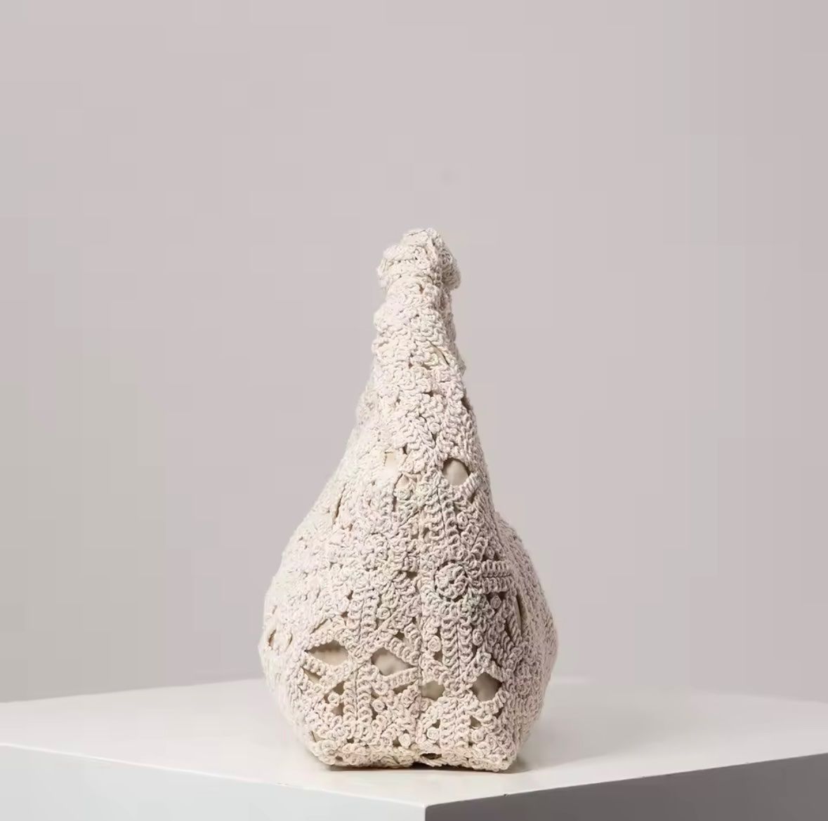 Borse da donna: Handgemachte Häkeltasche Sommer-Chic – Nuovo e nell'imballaggio originale da Kloten venduto da swarovski16 3