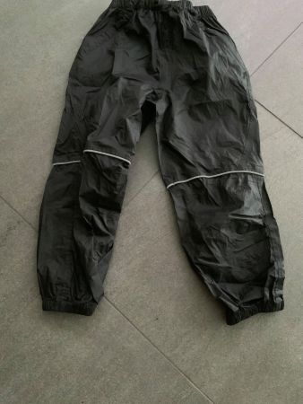 Regenhose Kinder Grösse 134/140 M schwarz