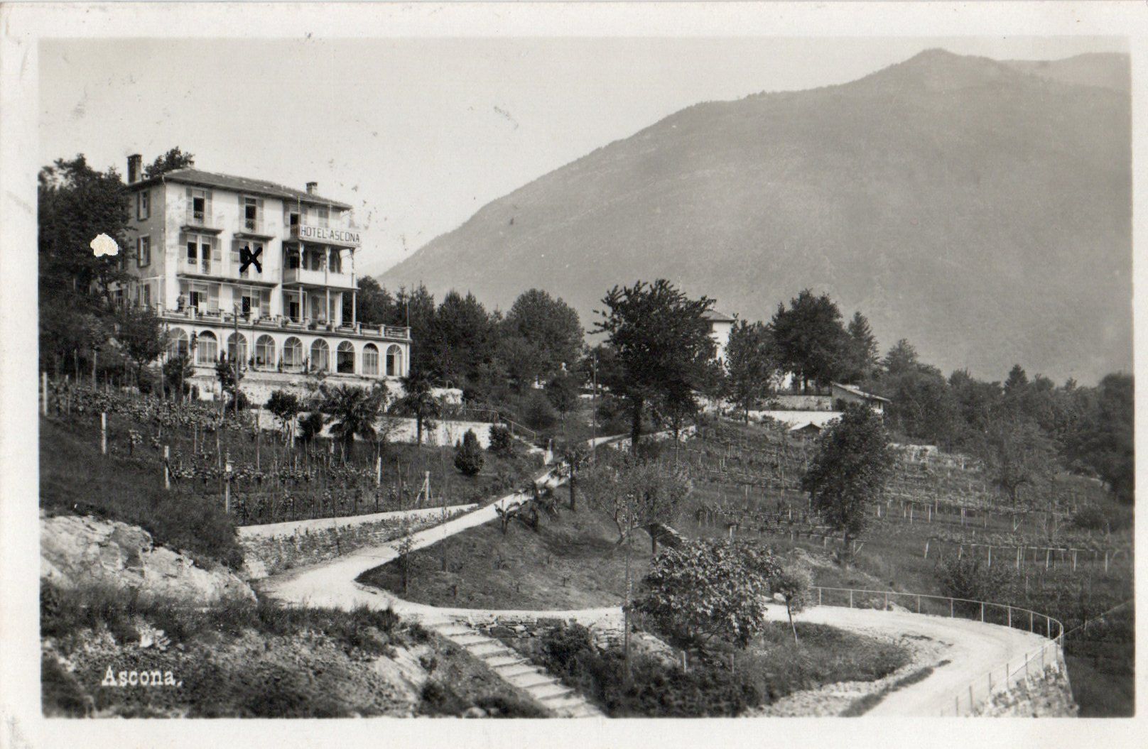 Cartes postales: Ascona - Hotel Ascona – D'occasion à Melano par pisonsdro