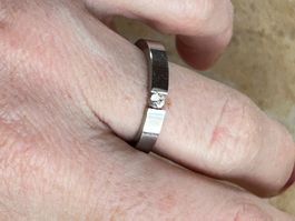 Eleganter Damenring mit Stein, Grösse 57 (Edelstahl)