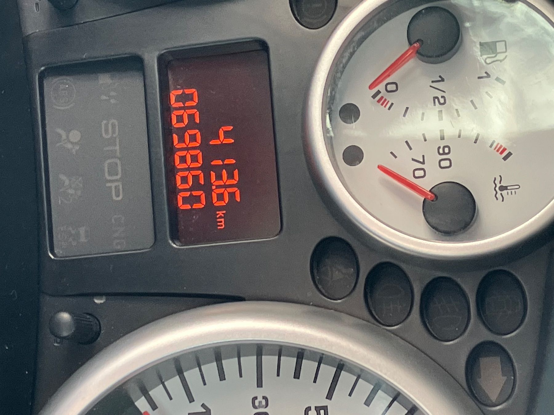 Peugeot Autos: Peugeot 206+ 1.4i – D'occasion à Düdingen par Rumo0 6