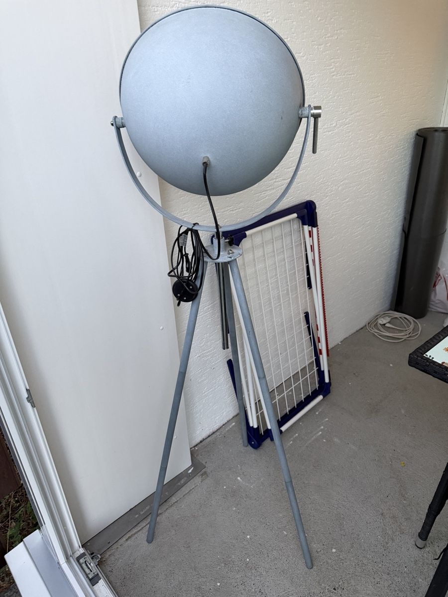 Lampes: Stehlampe  ab 1.- – D'occasion à Anglikon par Golf-2-GT 2