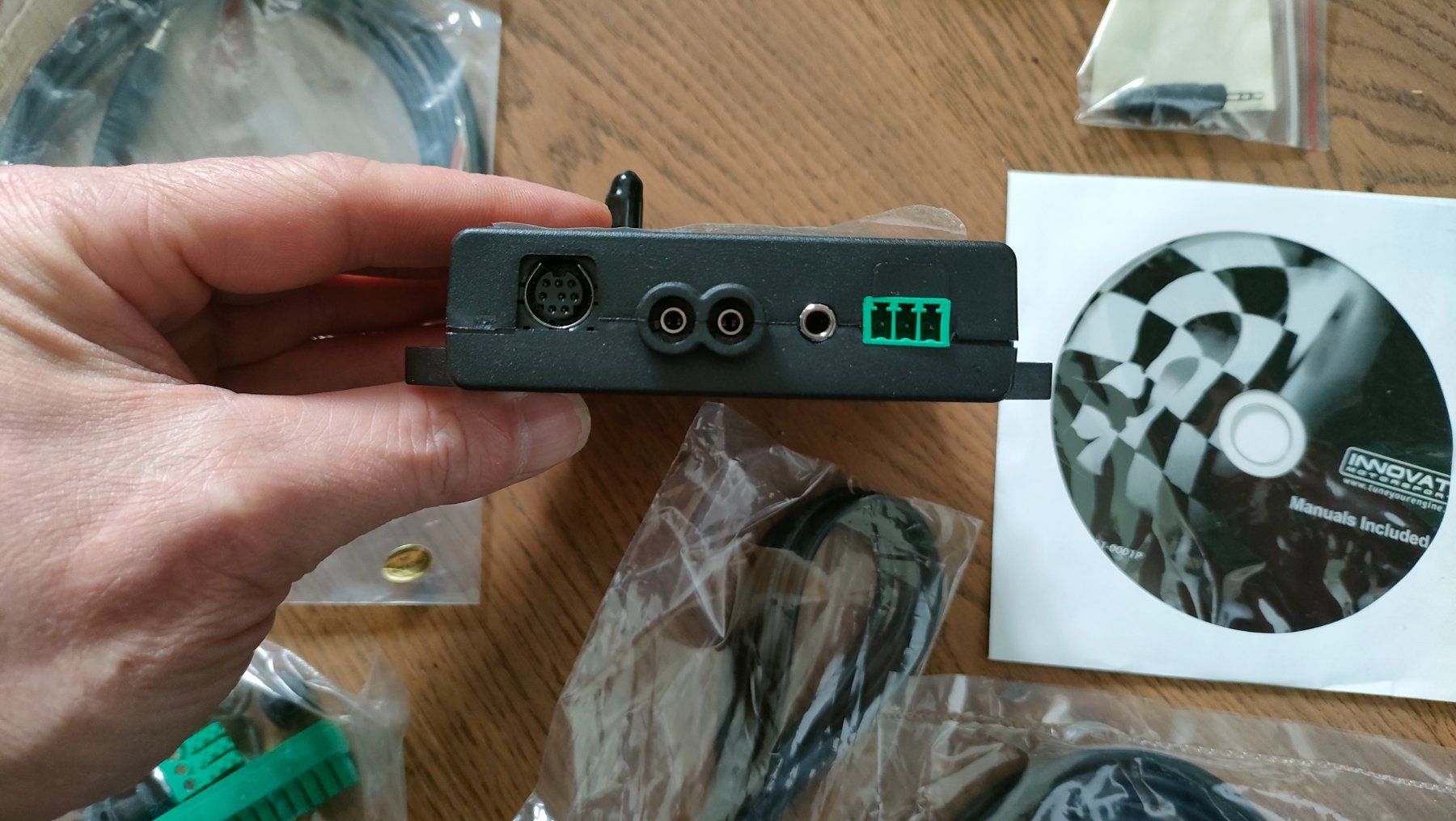 Accessori per altri veicoli: Innovate DL-32 Datalogger – Nuovo e nell'imballaggio originale da Kölliken venduto da Blueaebi 2