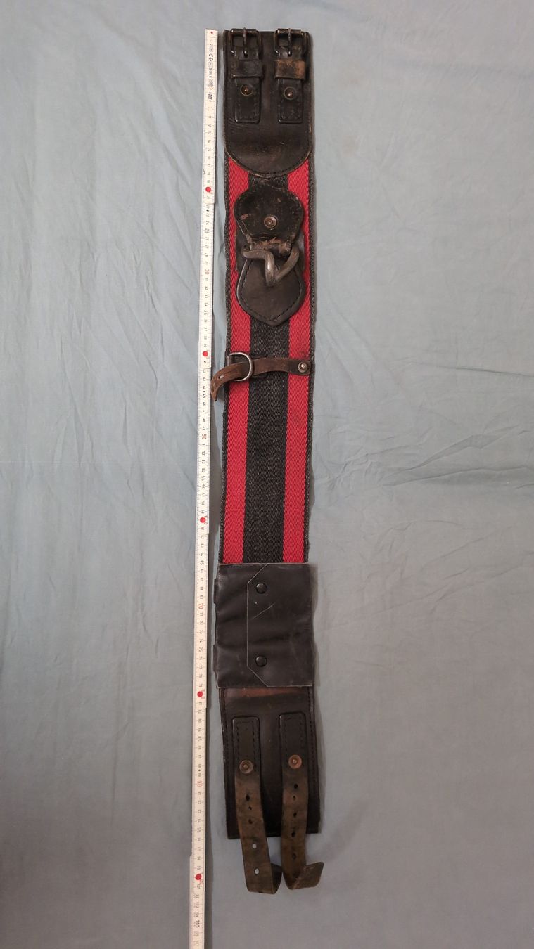 Uniformi: Alter gurt der Feuerwehr Luzern – Usato da Emmenbrücke venduto da Rewan_Helvetius 1
