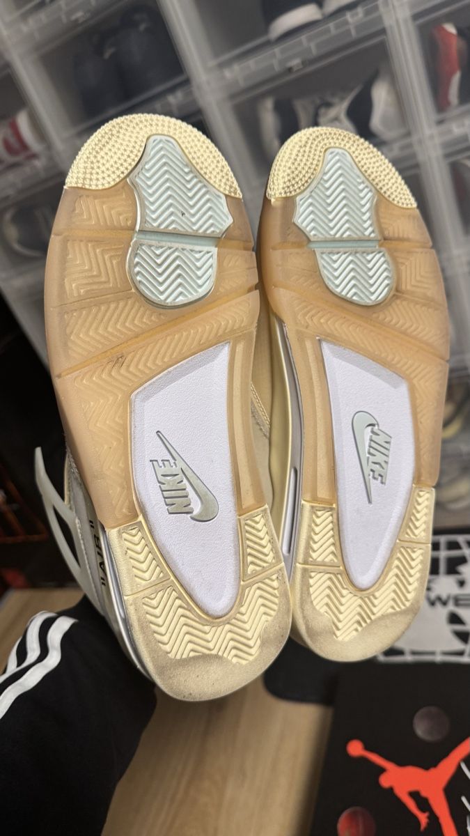 Off-White Herrenschuhe: Jordan 4 x Off-White Sail Grösse 42 – Gebraucht aus Niederurnen von Ducs10 2