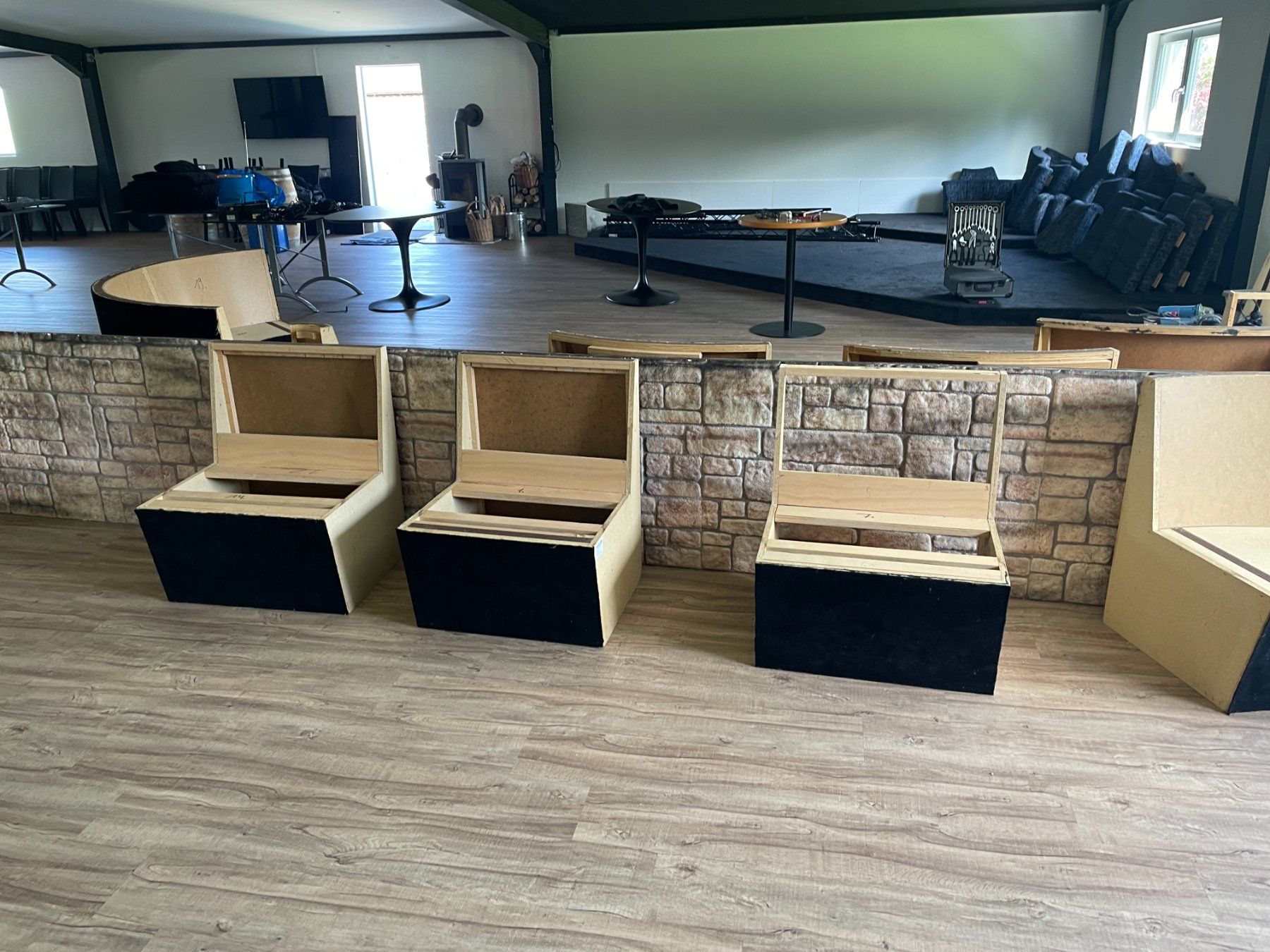 Divani: Bistro Lounge 22 Sitzplätze Modular – Usato da Fislisbach venduto da inf_lcr9 4