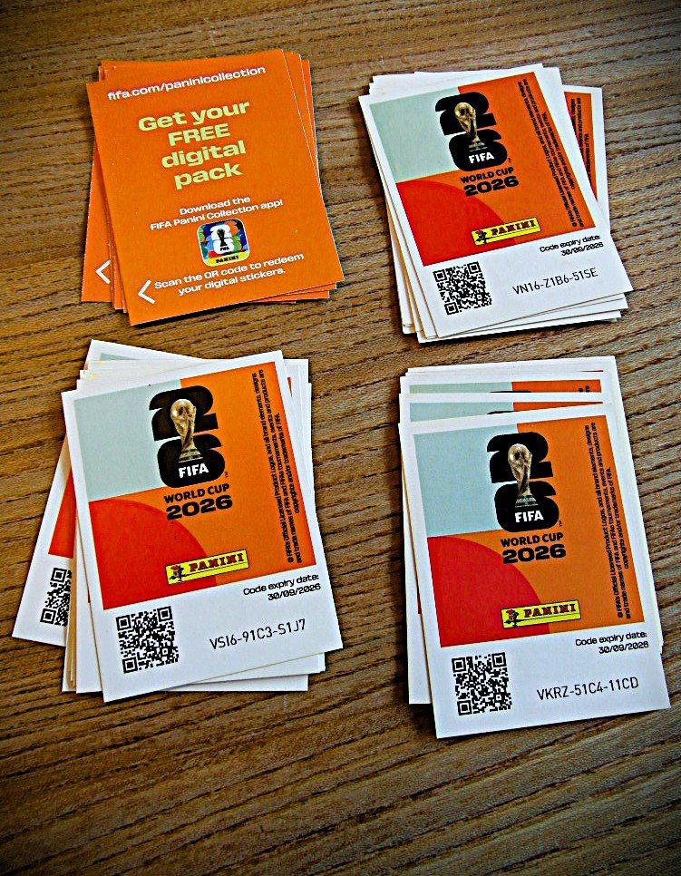 Panini Carte collezionabili: Panini WM Get your free digital pack Karten  20 X – Nuovo (secondo la descrizione) da Lengnau BE venduto da Lanthemann 1