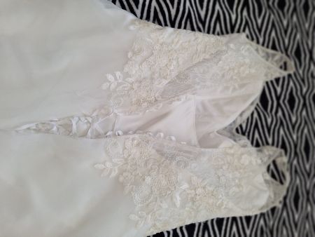 Robe de mariage blanche taille 38 40 dentelle neuve