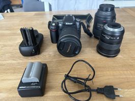 Nikon D90 mit mehreren Objektiven, Lowepro Ruc