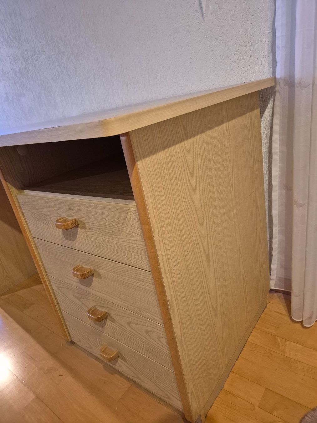 Schreibtische: Gebrauchter, heller Holz Schreibtisch mit Schubladen – Gebraucht aus Mels von KOSL 7