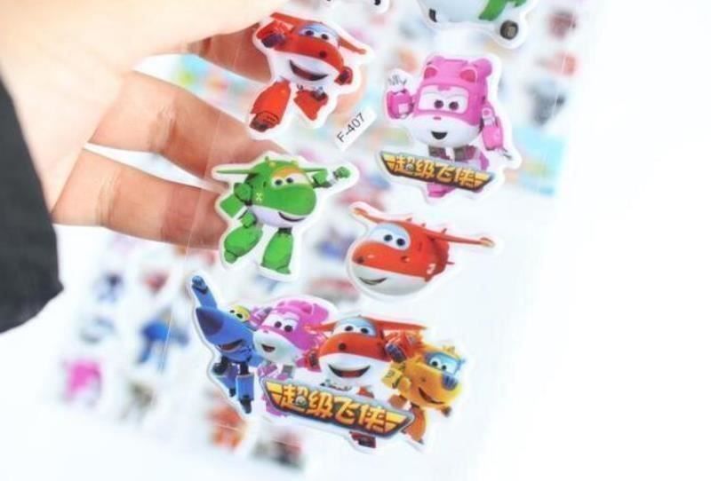 Sticker: 6 Bögen 3D-Sticker Super Wings – Nuovo e nell'imballaggio originale da Gurmels venduto da Swisspod 1