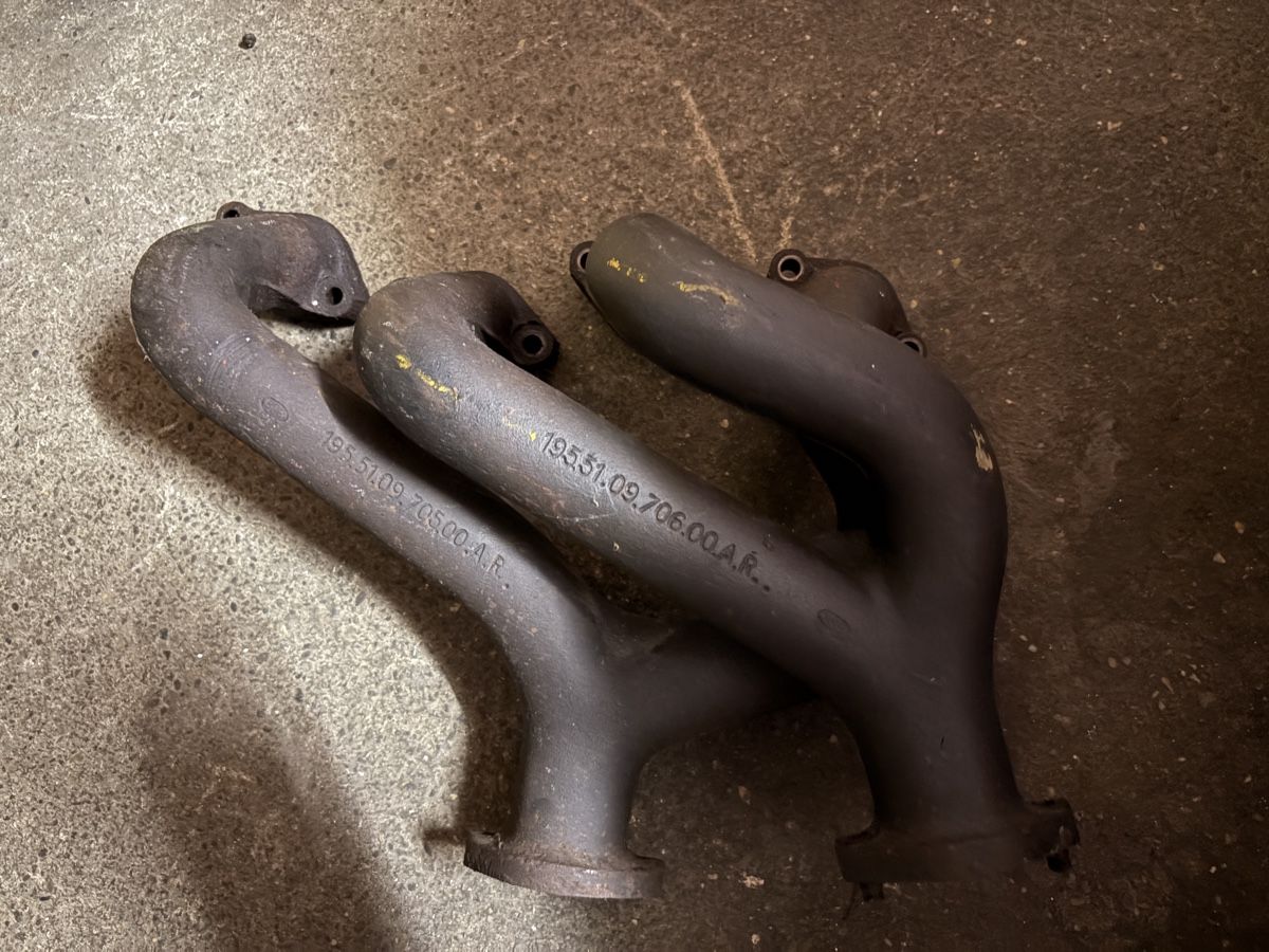 Alfa Romeo Sistemi di scarico: Alfa Romeo 75 TS auspuffkollektor – Usato da Attiswil venduto da Zagato04