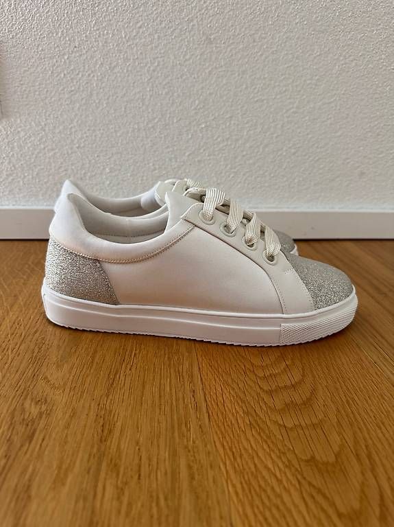 Scarpe da donna: Brautschuhe Grösse 39 – Usato da Winterthur venduto da t_mz 1