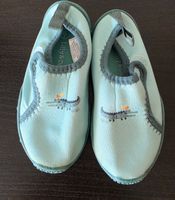 Bade-Schuhe Grösse 26 Krokodil Motiv leicht gebraucht