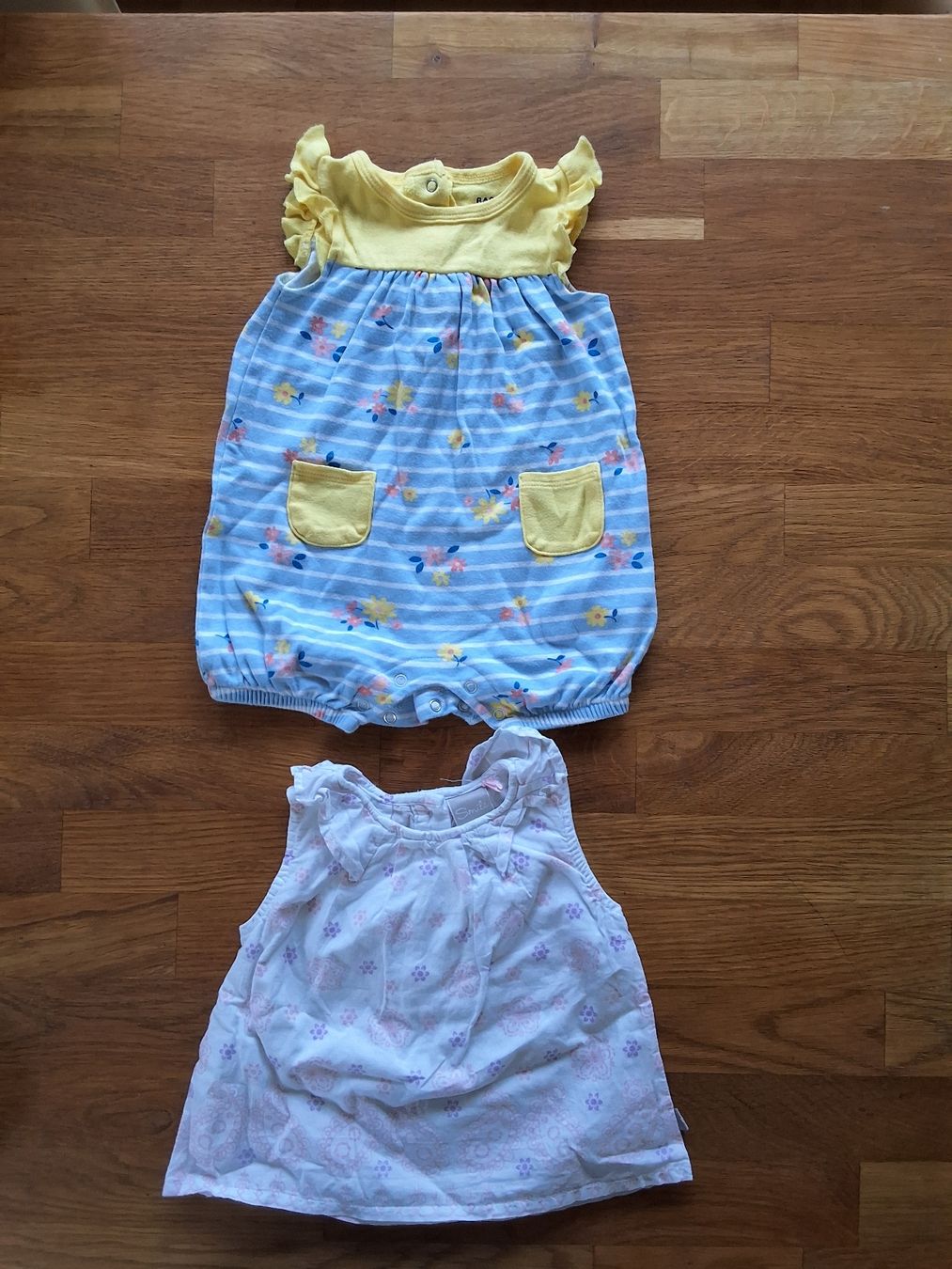 Lotti & Set di vestiti: Kleiderset Mädchen Frühling/Sommer 62-68 – Usato da Stäfa venduto da mischuns 2