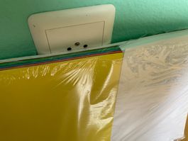 Farbiges Papier sortiert im Set