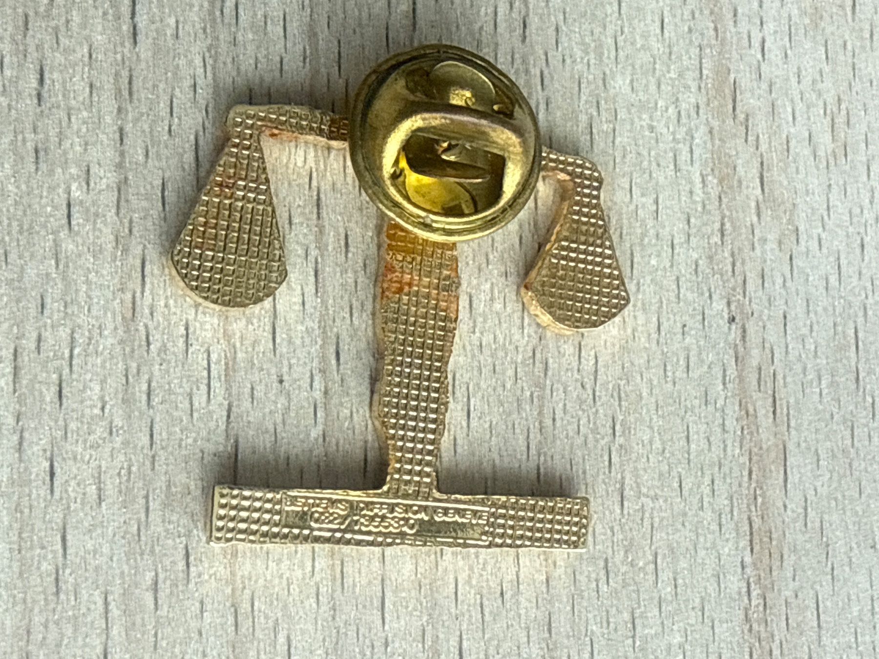 Placchette & Badge: Pin Waage – Usato da Glattbrugg venduto da Schweigmatt 1