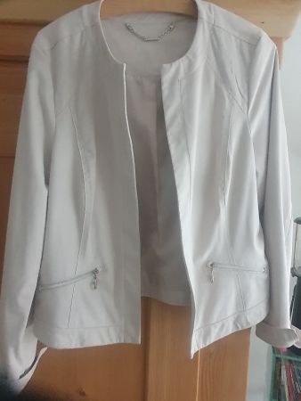 Damen Jacke Bonita beige Grösse 38 guter Zustand