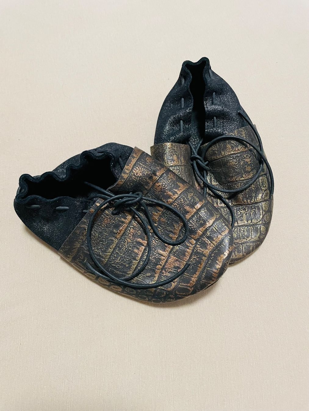 Scarpe per ragazzi: Baby Lederschuhe – Nuovo (secondo la descrizione) da Niedergösgen venduto da misterio02