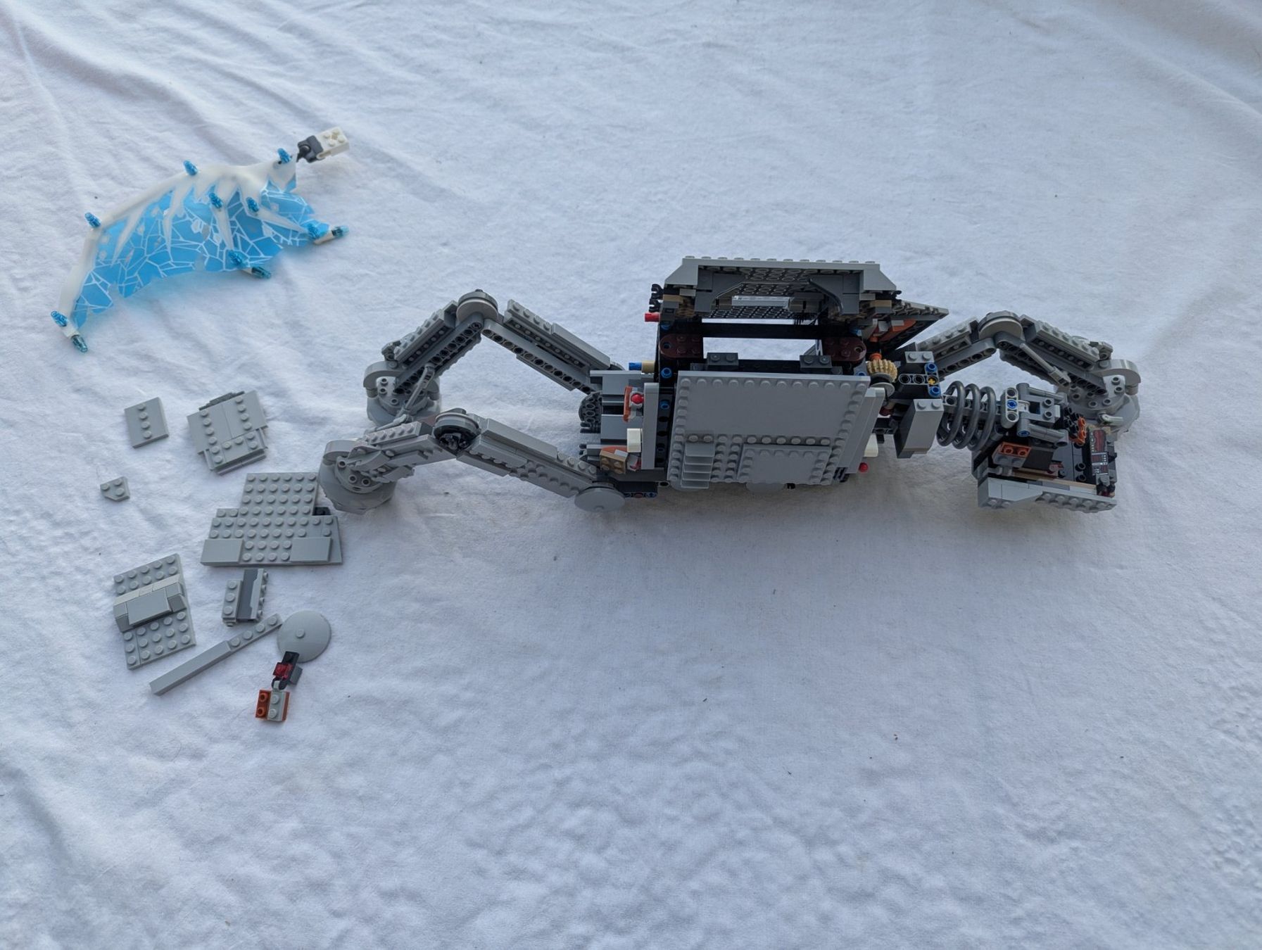 Lego Giocattoli: LEGO Technic Walker Eigenbau - evtl. Star Wars Teile – Usato da Locarno venduto da LukeWanderlust 1