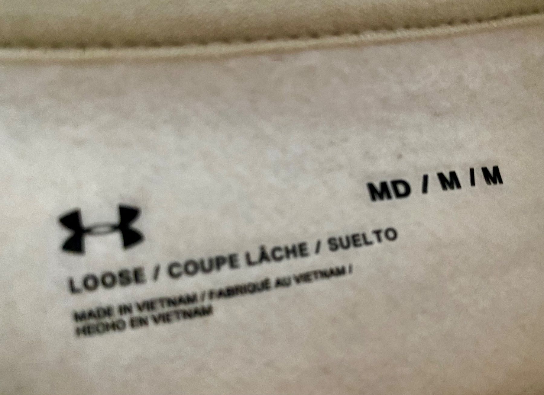 Under Armour Maglioni & Felpe: Under Armour Kaputzenpulli – Nuovo (secondo la descrizione) da Zollikofen venduto da AureusManus 2