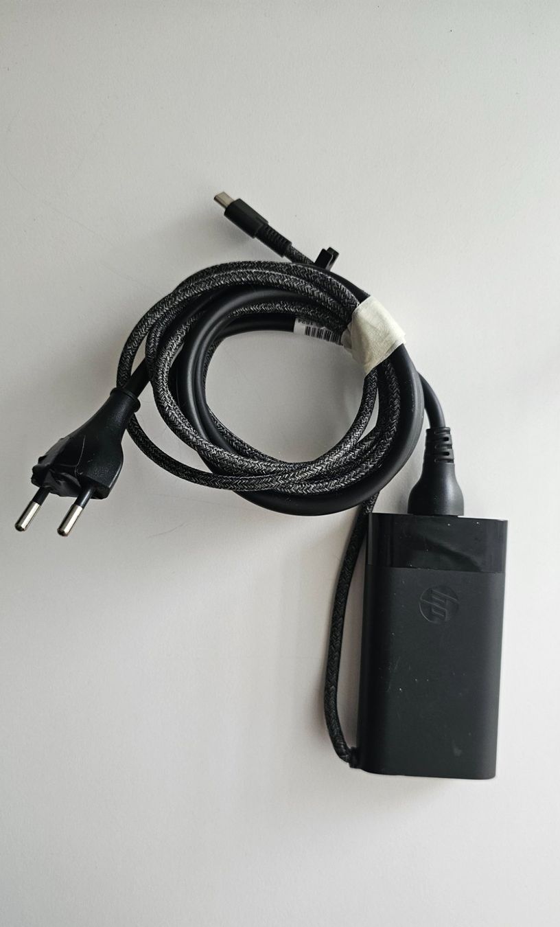 Caricabatterie: HP USB-C Netzteil 65W guter Zustand – Usato da Fislisbach venduto da tma_h6fr 1