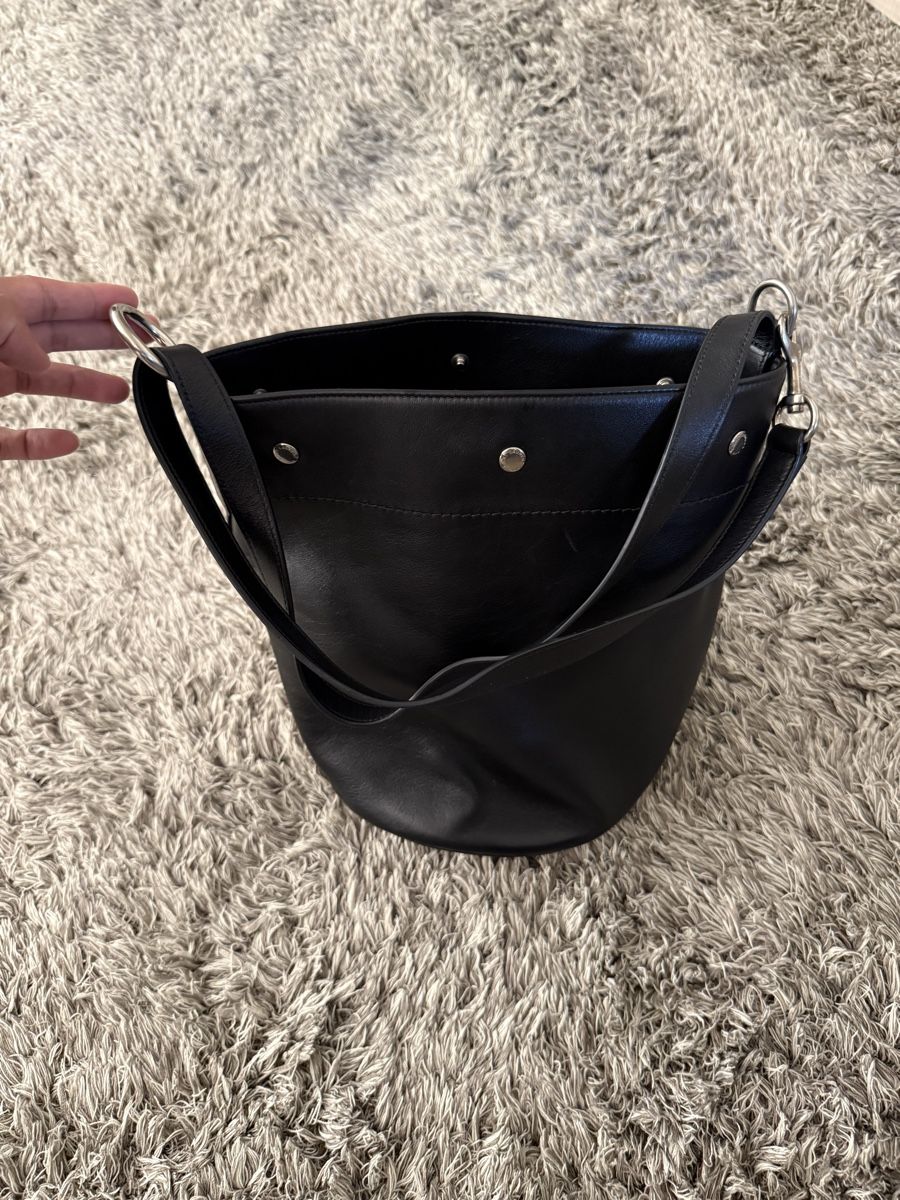 Saint Laurent Borse da donna: Yves Saint Laurent Bucket bag – Usato da Genève venduto da luc_5q8p 1