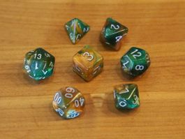 Würfel Set Grün/Orange für D&D / RPG Spiele