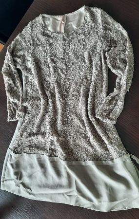 Kleid aus Seide und ganz weicher Wolle mit Spitzen, M