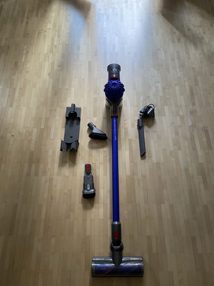 Dyson Aspirapolveri & Accessori: Dyson Handstaubsauger – Usato da Baden venduto da noelleschaub