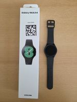 Samsung Galaxy Watch 4 / 40mm / schwarz mit div Zubehör