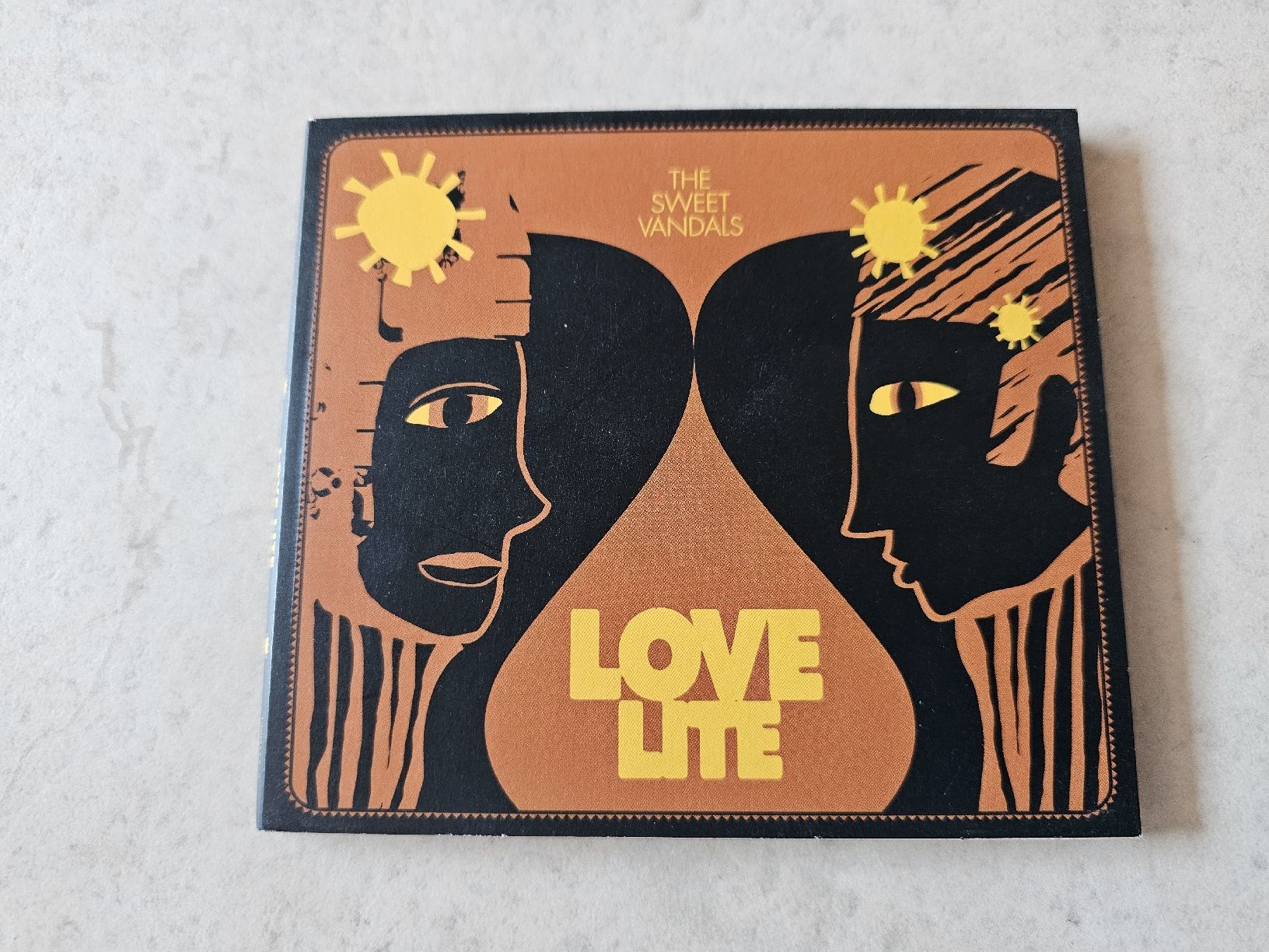 CD: The Sweet Vandals  -  Love Lite – Usato da Schneisingen venduto da backstore24