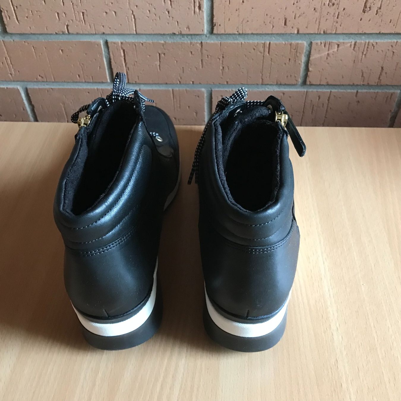 Gabor Scarpe da donna: GABOR Schwarze Stiefeletten, Grösse 7,5 – Nuovo e nell'imballaggio originale da Brunnenthal venduto da Eco07 2